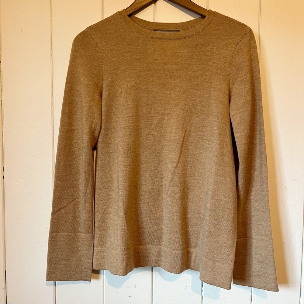 BCBGMaxAzria Tan Sweater with Cut-out Surplice Back. Size Small.
